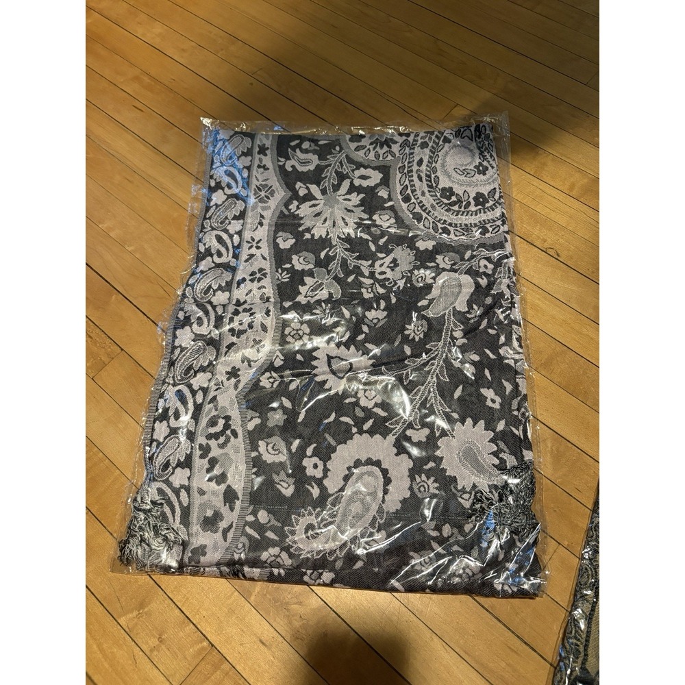 100% Pashmina Green/Grey And Gold Paisley Tasseled Pashmina Scarf Wrap Shawl